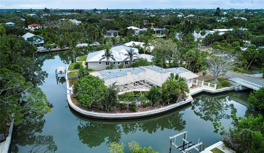 4839 Primrose Path, Sarasota, FL 34242 - Image #2