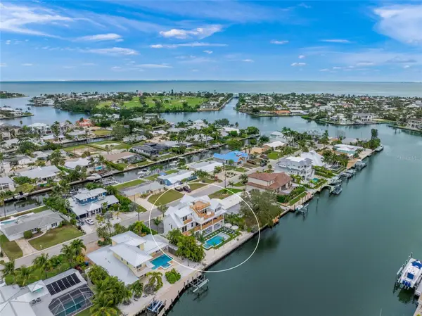 525 68th Street, HOLMES BEACH, FL 34217