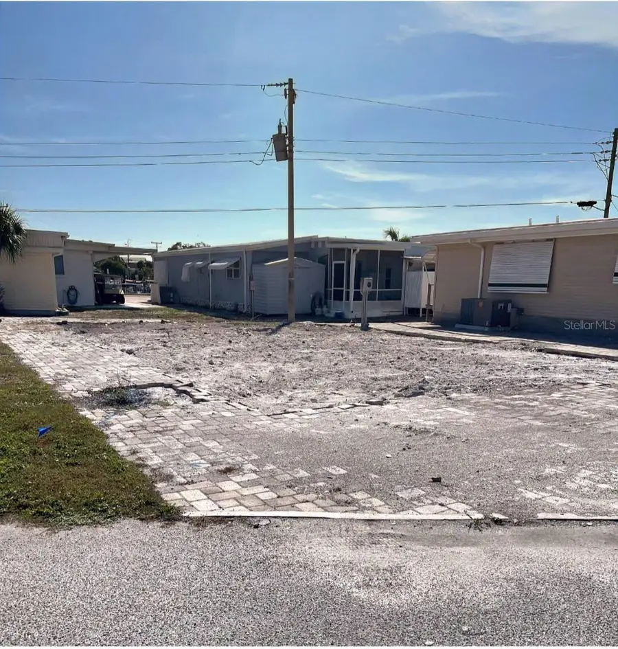 2208 Iowa Avenue, Bradenton, FL 34207 - Image #3