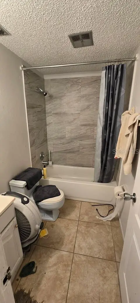 915 58th Avenue Drive E, Bradenton, FL 34203 - Image #2