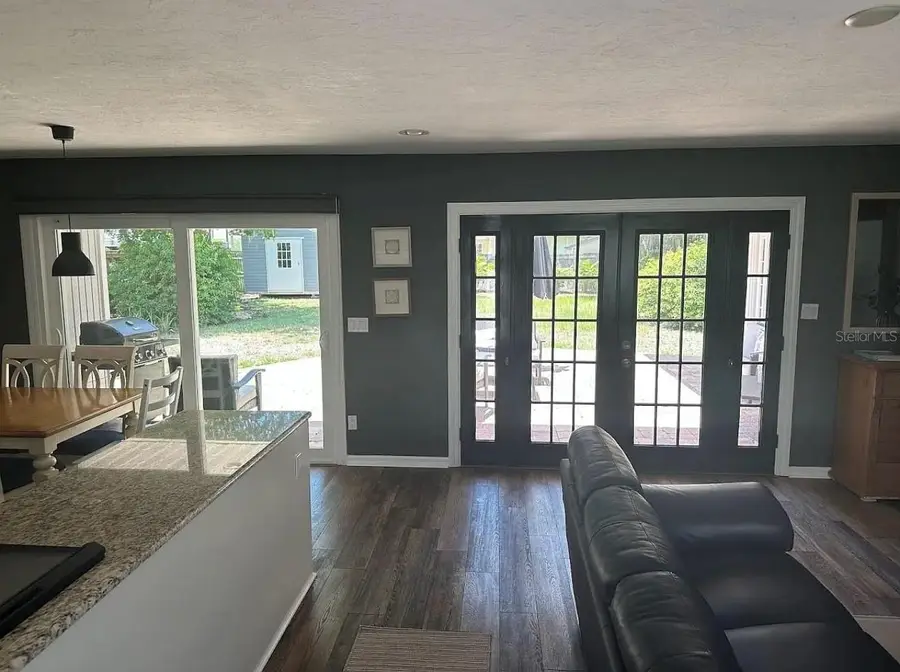 2126 Craft Lane, Sarasota, FL 34239 - Image #2