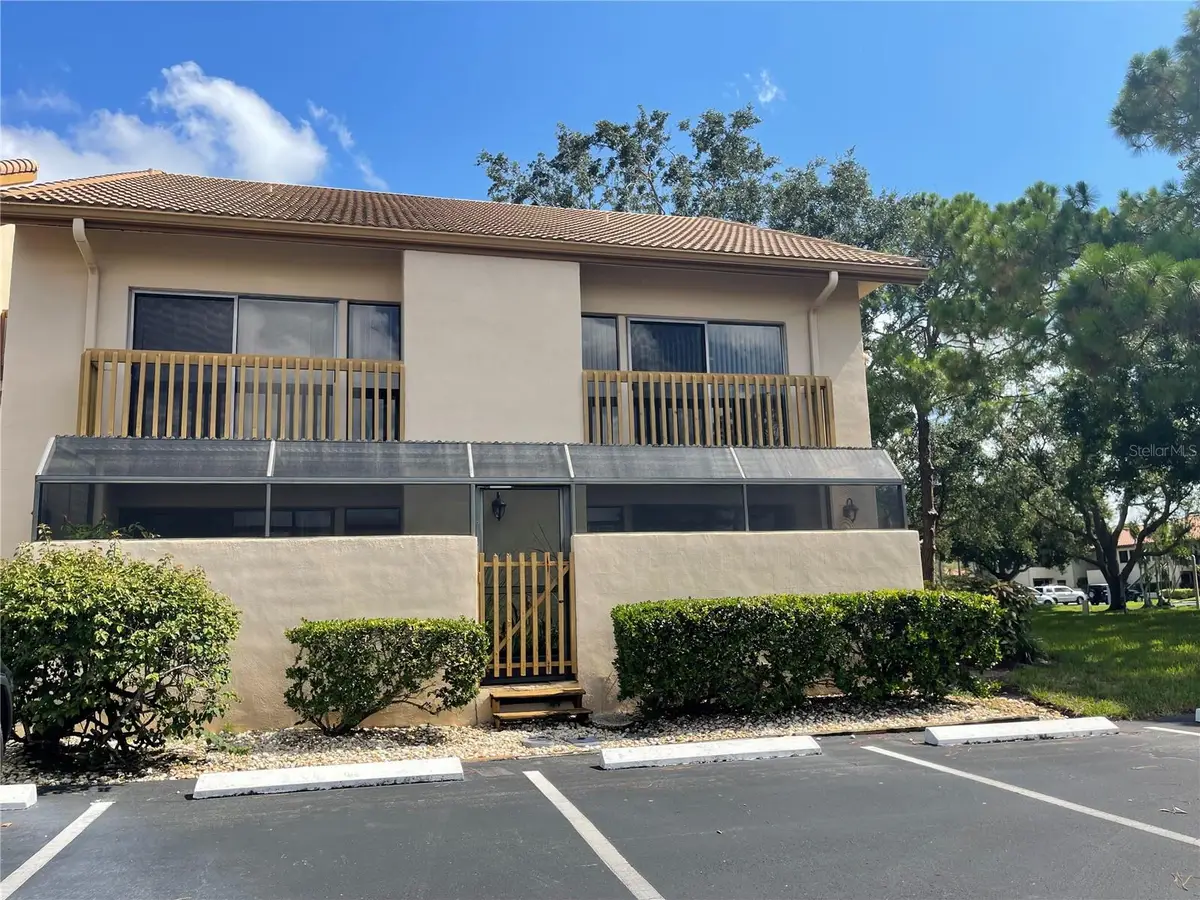 3097 Willow Green #32, Sarasota, FL 34235 - Image #1