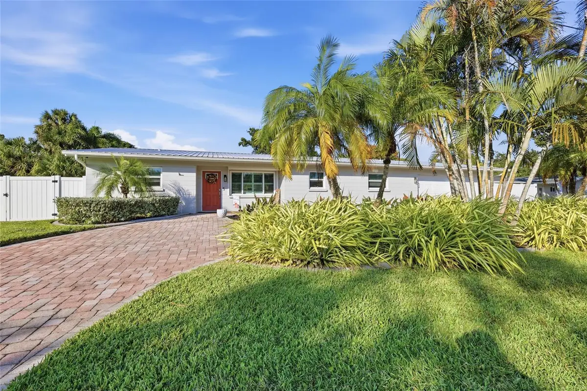 2437 Clematis Street, Sarasota, FL 34239 - Image #1