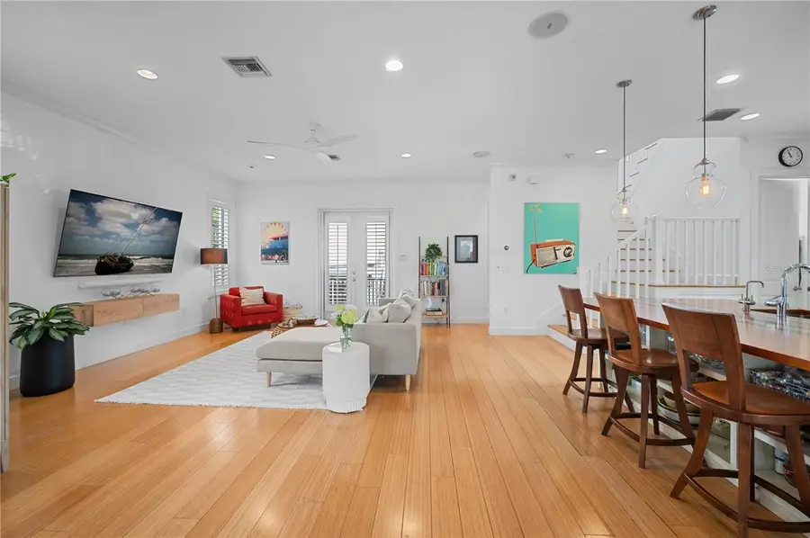 1723 Oak Street, Sarasota, FL 34236 - Image #2