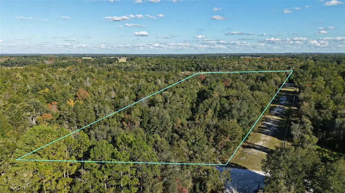 922 SW Chiefland Lane, Fort White, FL 32038 - Image #1