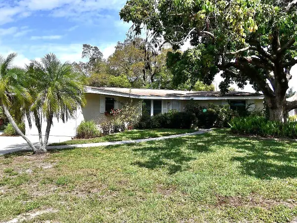 3715 Mundy Ridge Drive, SARASOTA, FL 34233