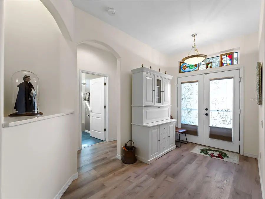 8419 Whispering Woods Court, Lakewood Ranch, FL 34202 - Image #2