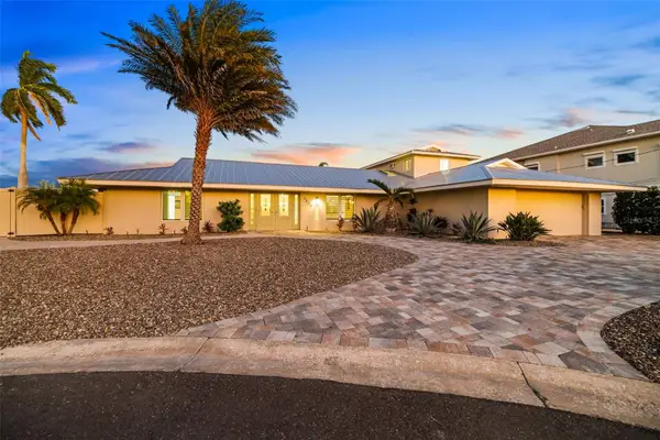 3611 Plumosa Terrace, BRADENTON, FL 34210