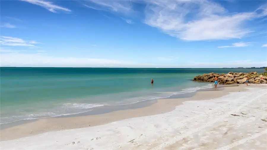 62 Sandy Hook Road S, Sarasota, FL 34242 - Image #3