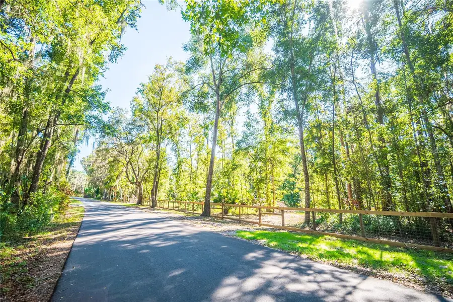 21490 NW 106th Court Road, Micanopy, FL 32667 - Image #3