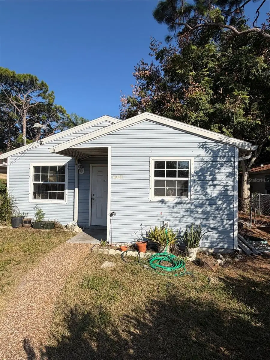 4027 Murdock Avenue, Sarasota, FL 34231 - Image #1