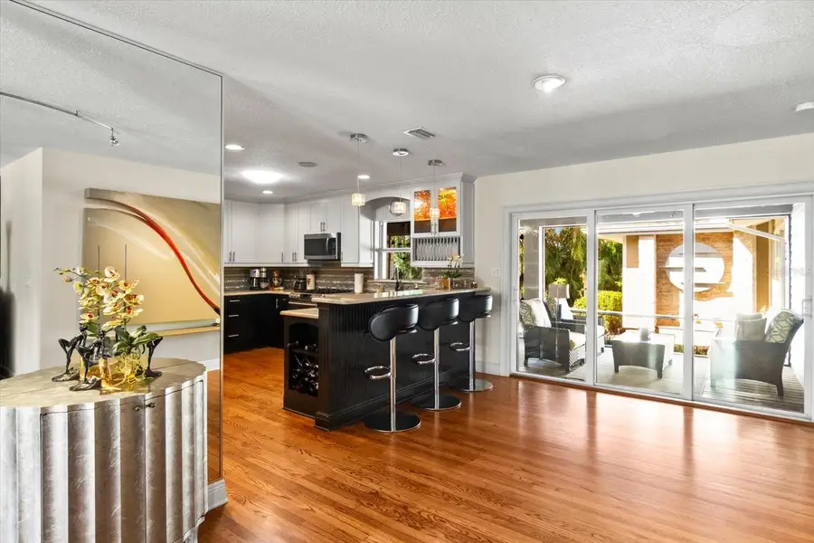 1538 S Orange Avenue, Sarasota, FL 34239 - Image #3