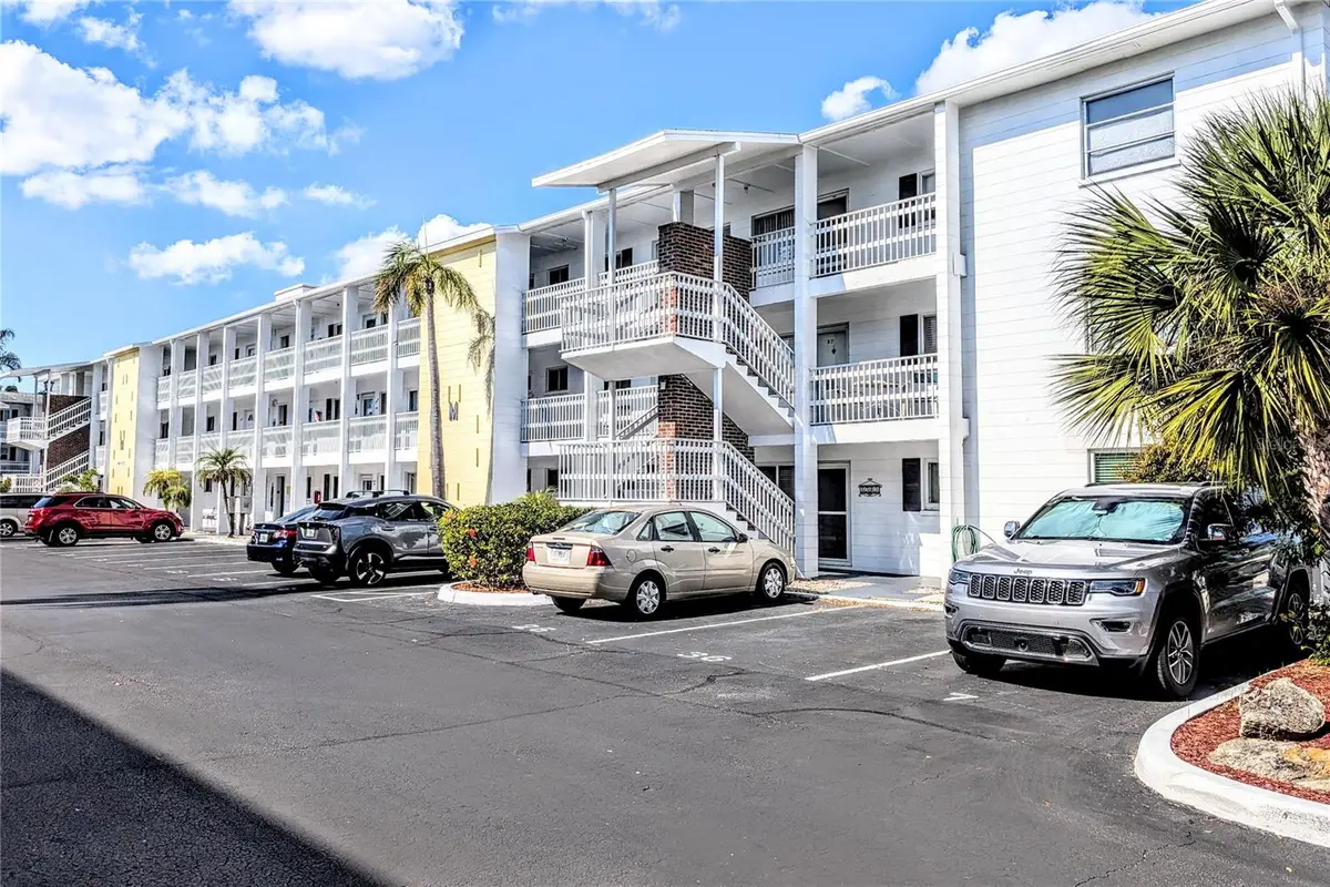 1581 Leisure Drive #M7, Bradenton, FL 34207 - Image #1