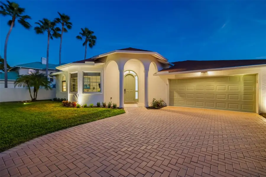 480 Cleveland Drive, Sarasota, FL 34236 - Image #3