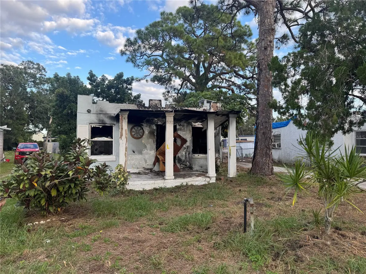 521 23rd Street E, Bradenton, FL 34208 - Image #1