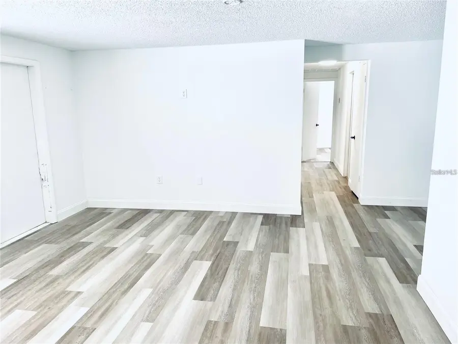 2829 Hope Street, Sarasota, FL 34231 - Image #2