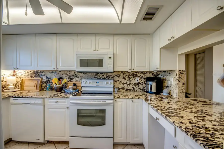 7001 New Post Drive #4, North Fort Myers, FL 33917 - Image #3