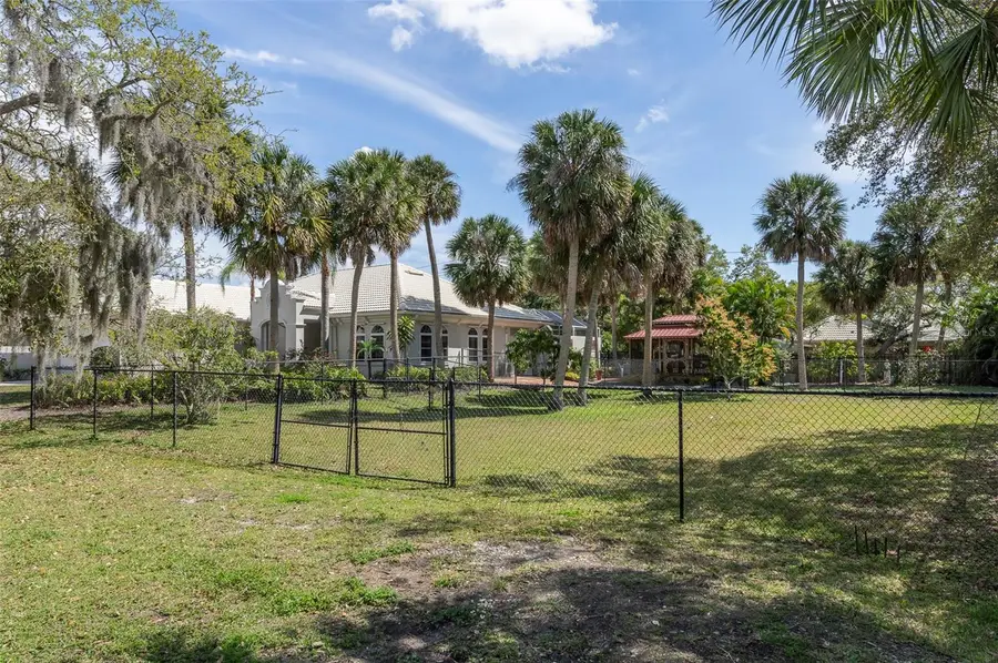 Fiesta Drive, Sarasota, FL 34231 - Image #3