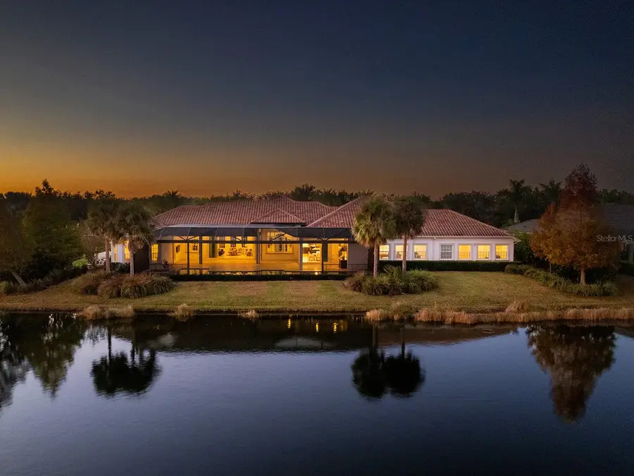 19436 Newlane Place, Lakewood Ranch, FL 34202 - Image #2