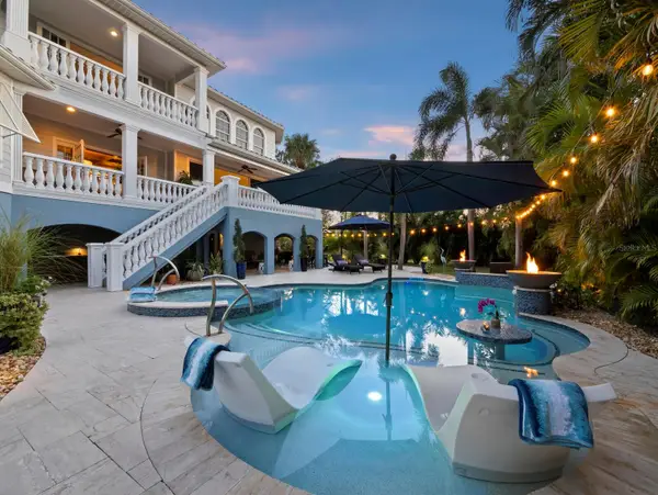 651 Broadway Street, LONGBOAT KEY, FL 34228