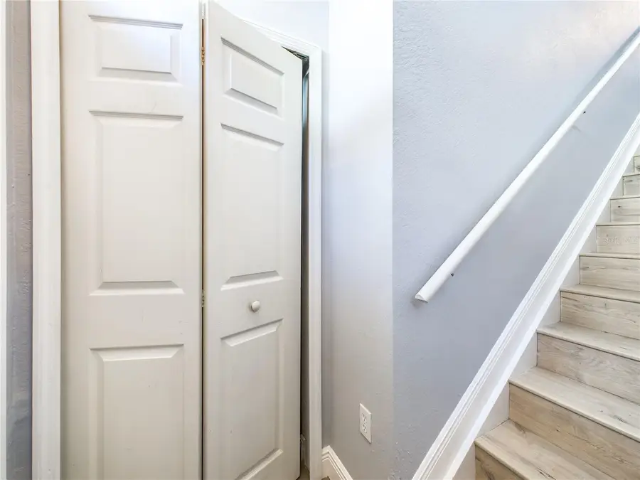 5521 Rosehill Road #203, Sarasota, FL 34233 - Image #3