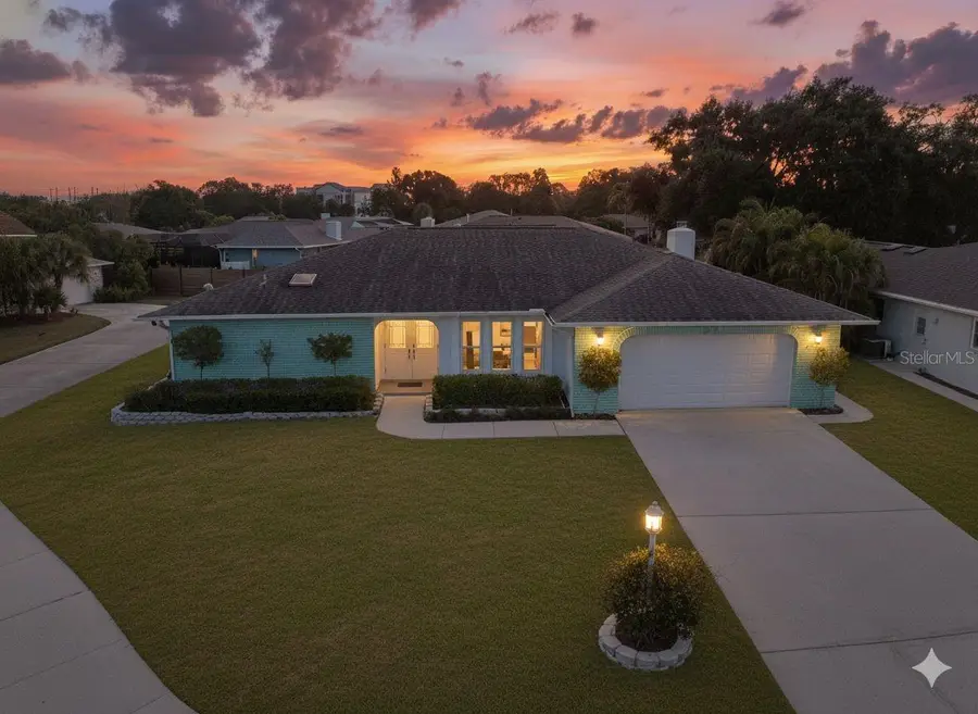 2042 Country Meadows Place, Sarasota, FL 34235 - Image #2