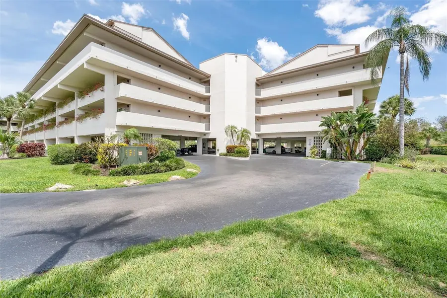 9604 Cortez Road W #421, Bradenton, FL 34210 - Image #2