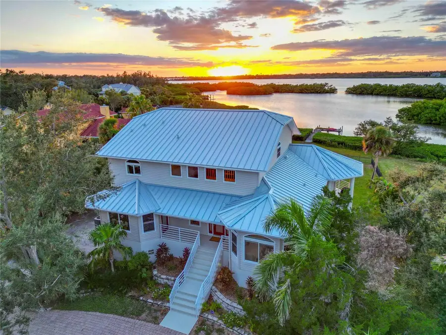 6511 Bayshore Road, Palmetto, FL 34221 - Image #2