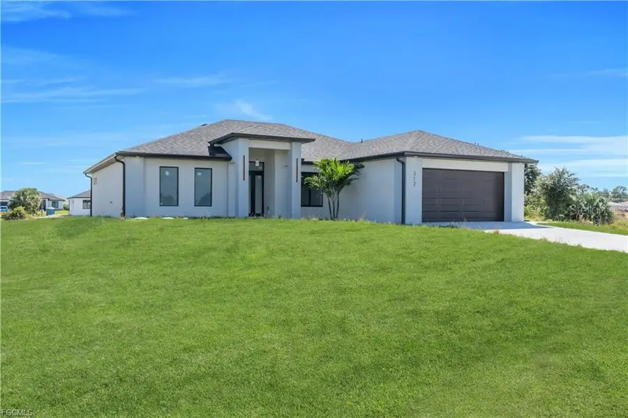 312 Pembroke Street, Lehigh Acres, FL 33974 - Image #2