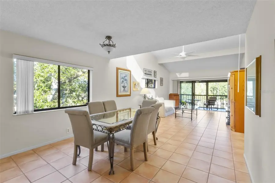 1621 Boathouse Circle #220, Sarasota, FL 34231 - Image #2