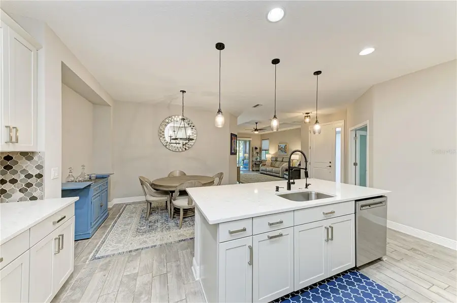 5961 Amberly Drive, Bradenton, FL 34208 - Image #2