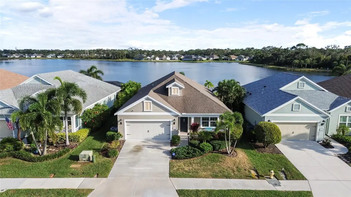 7739 Ridgelake Circle, Bradenton, FL 34203 - Image #1