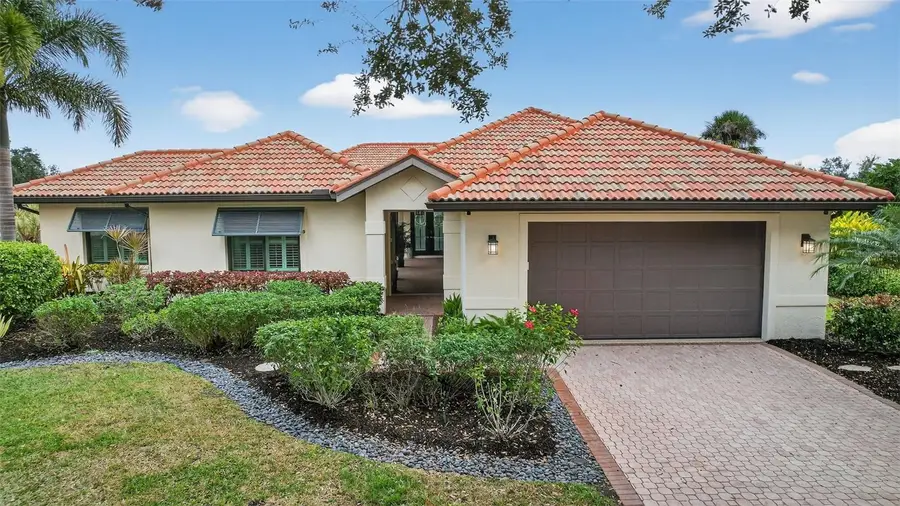 4237 Palacio Drive, Sarasota, FL 34238 - Image #2