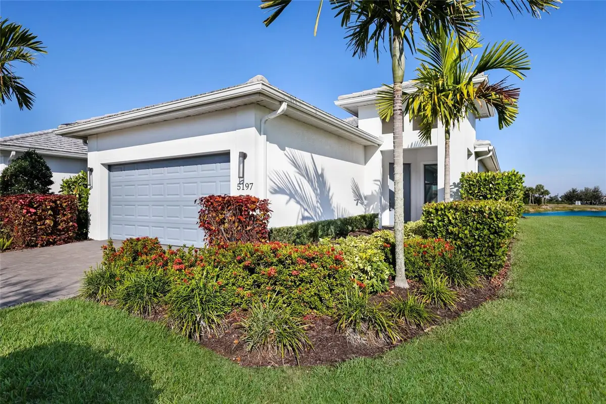 5197 Barnett Circle, Lakewood Ranch, FL 34211 - Image #1