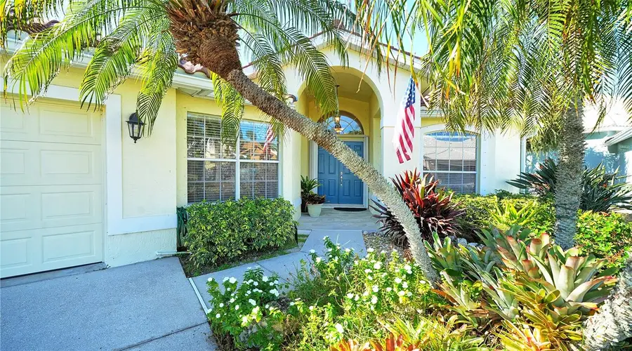 6828 Avenida Marbella, Sarasota, FL 34238 - Image #3