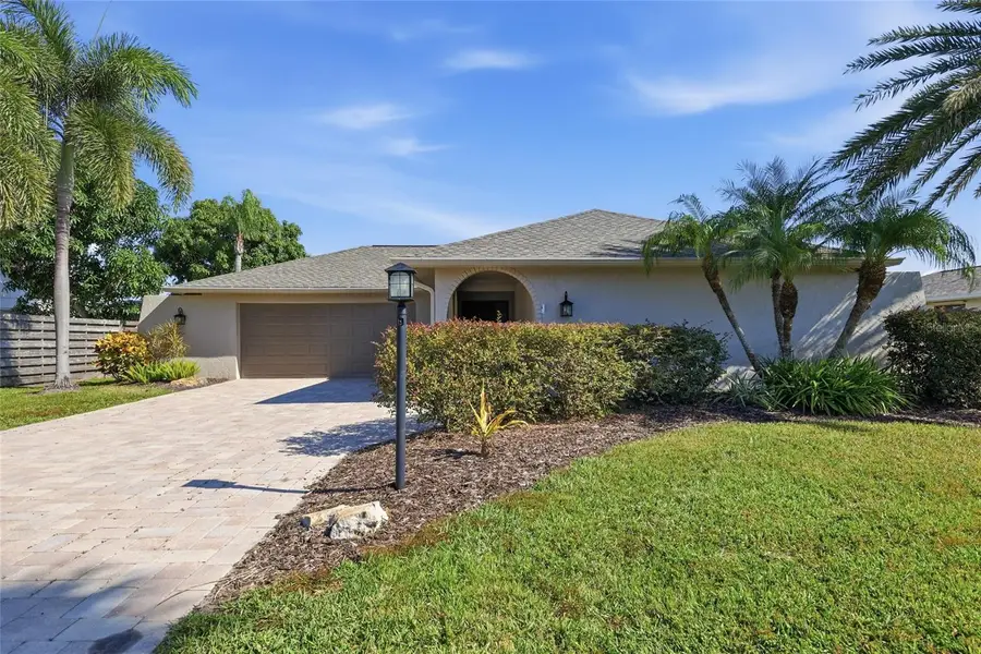 3660 Kingston Boulevard, Sarasota, FL 34238 - Image #2