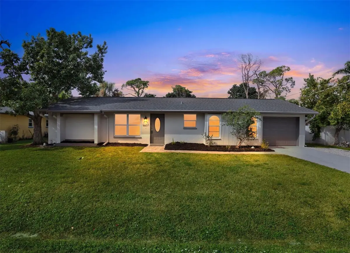 8607 Chatham Street, Fort Myers, FL 33907 - Image #1