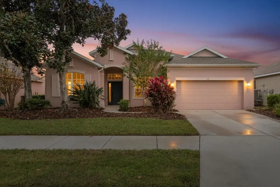 312 Londonderry Drive, Sarasota, FL 34240 - Image #2
