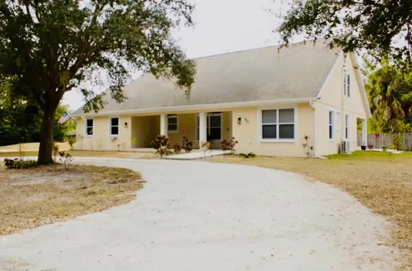 950 136th Street Ne, BRADENTON, FL 34212