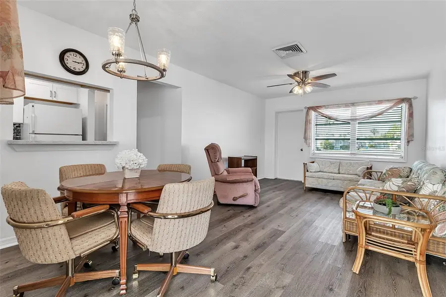 2305 Bayshore Gardens Parkway, Bradenton, FL 34207 - Image #3