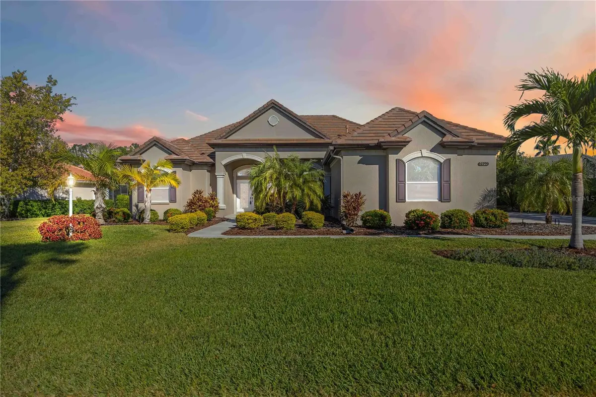 7922 Royal Birkdale Circle, Lakewood Ranch, FL 34202 - Image #1