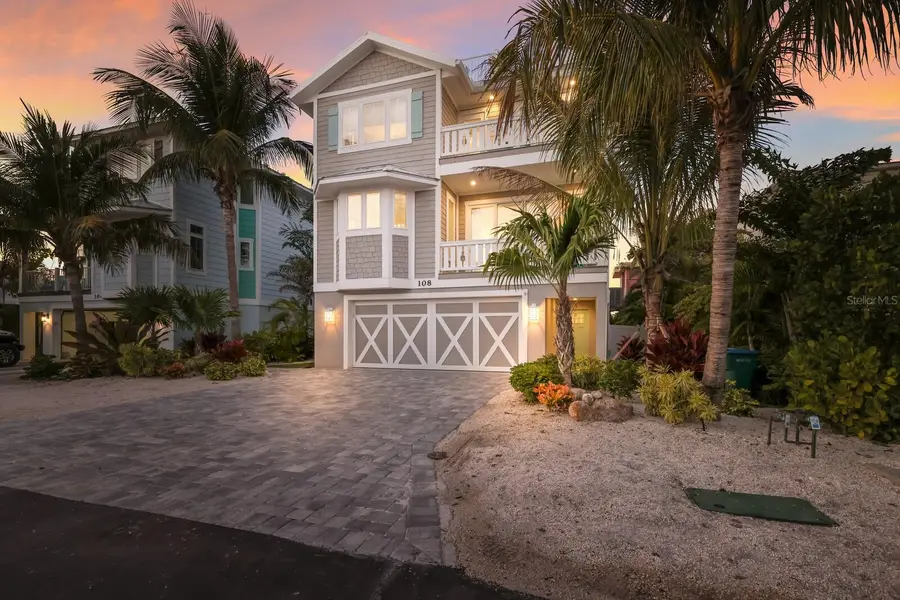 108 7th Street S, Bradenton Beach, FL 34217 - Image #3