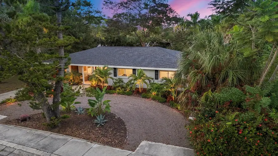 2375 Datura Street, Sarasota, FL 34239 - Image #2