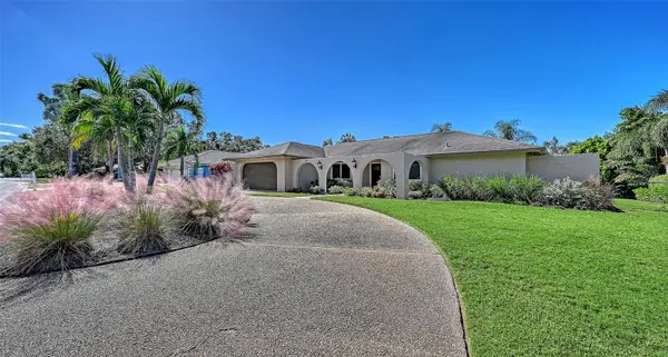 8010 Conservatory Drive, SARASOTA, FL 34243