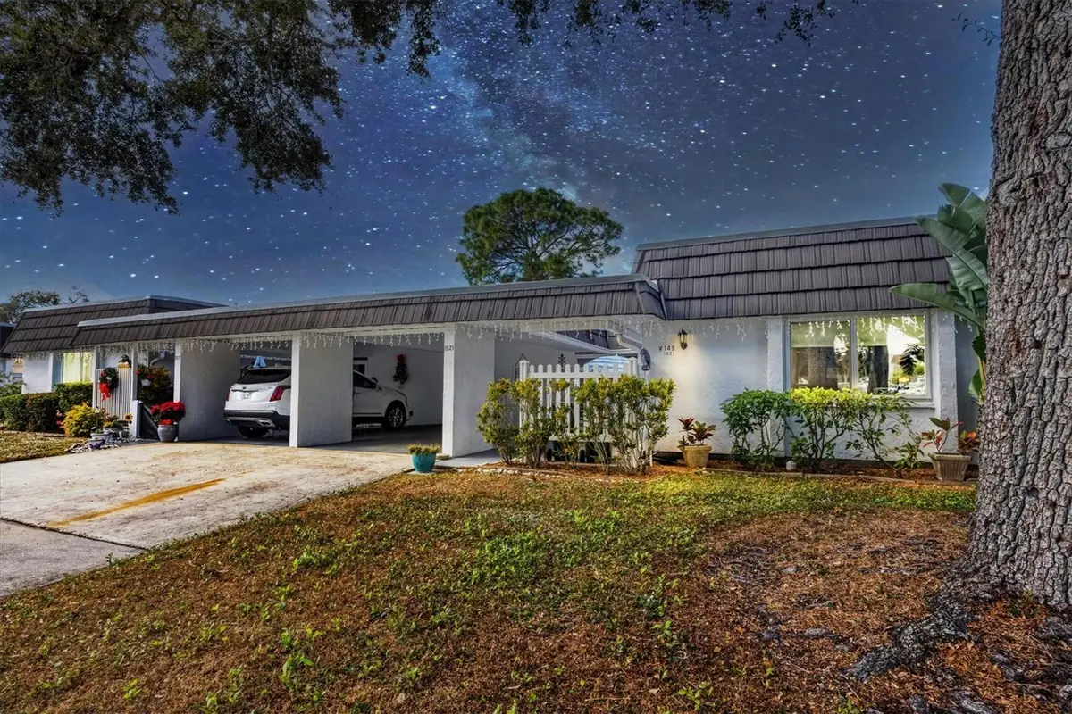 1521 Lakeside Way #149, Sarasota, FL 34232 - Image #1