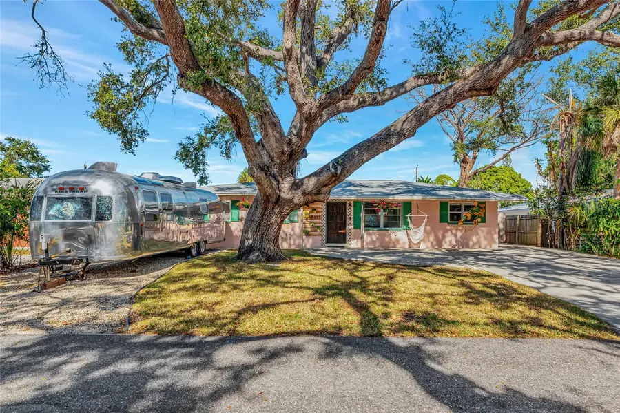 2835 Williamsburg Street, Sarasota, FL 34231 - Image #3