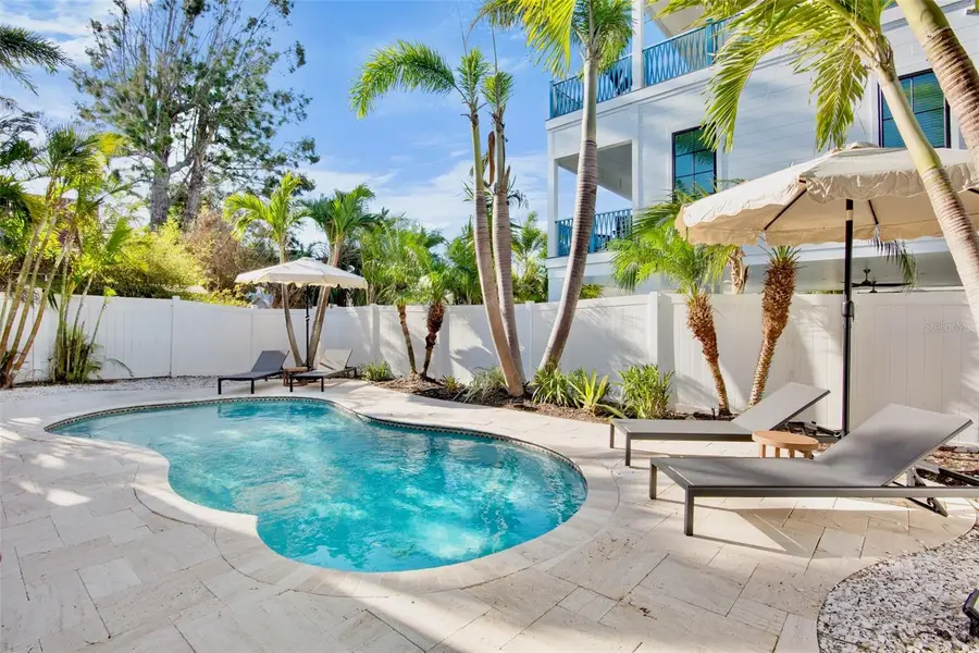 709 Fern Street, Anna Maria, FL 34216 - Image #2