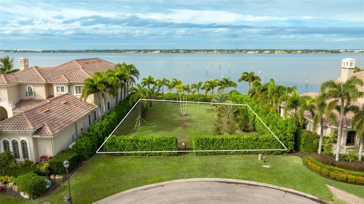 4223 Hawk Island Drive, Bradenton, FL 34208 - Image #1
