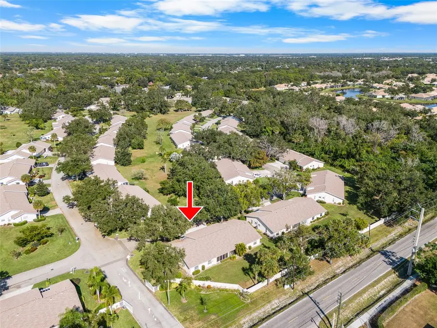 4299 Oakhurst Circle E #3052, Sarasota, FL 34233 - Image #2