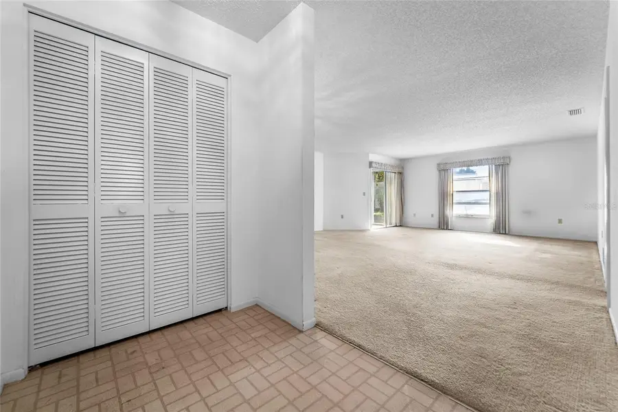 4299 Oakhurst Circle E #3052, Sarasota, FL 34233 - Image #3